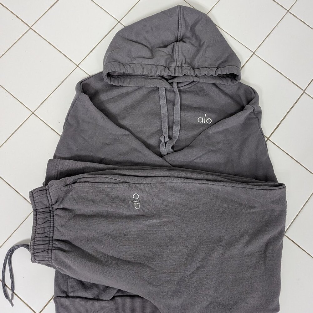 Alo Yoga Acrolade Set in Fog (Dark Grey) size XS bottom, XXS hoodie